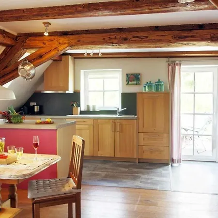 Attic Modern Retreat 외닝겐