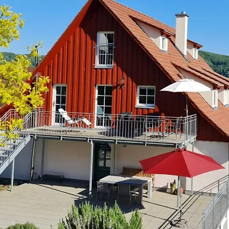 Attic Modern Retreat 외닝겐